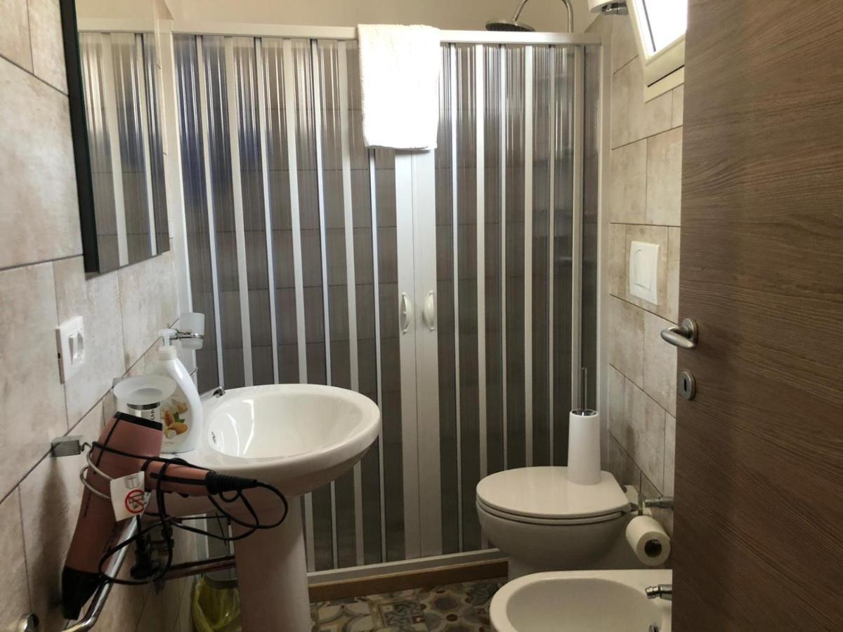 B&B Ornella Leverano Buitenkant foto