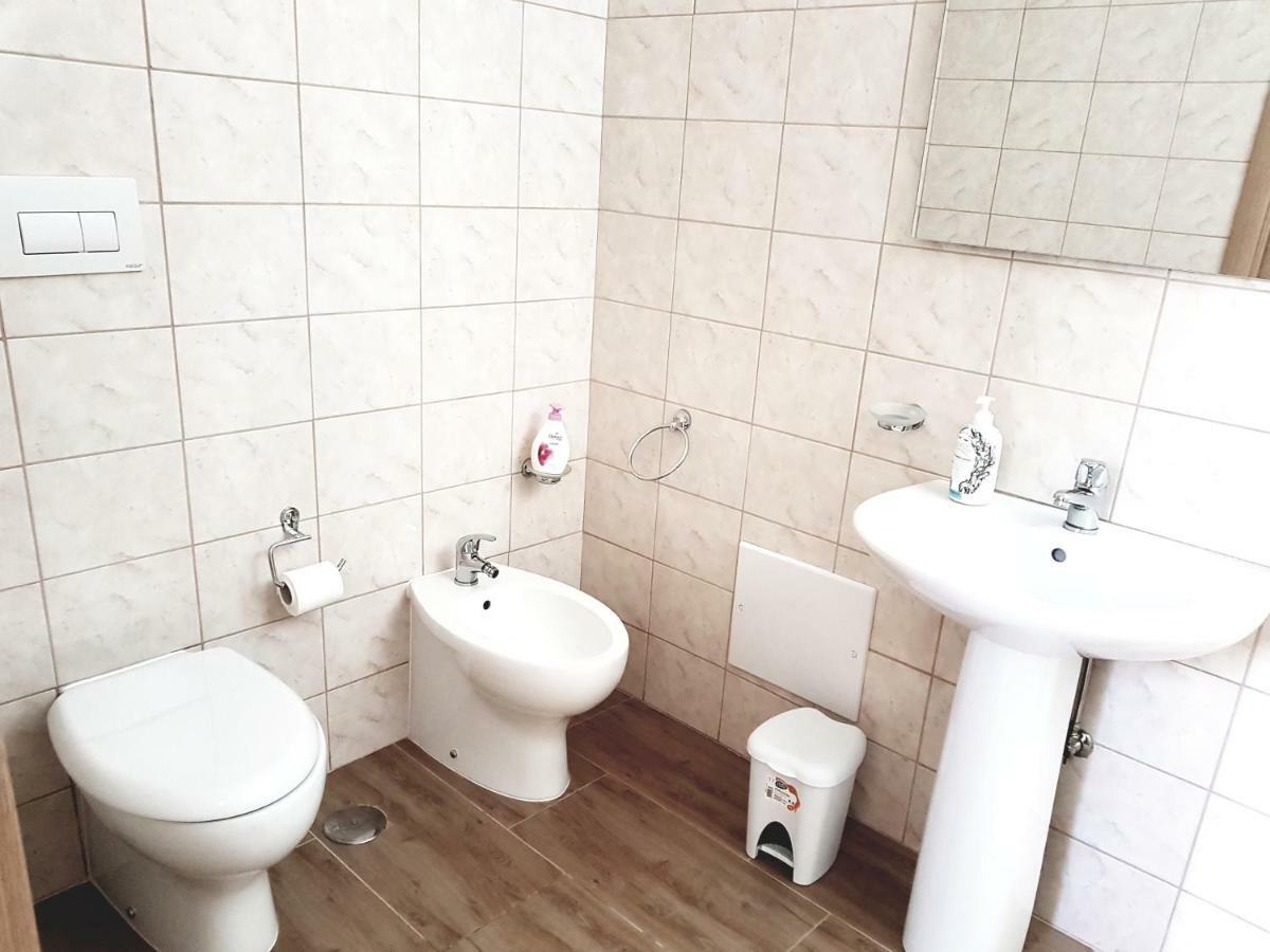 B&B Ornella Leverano Buitenkant foto